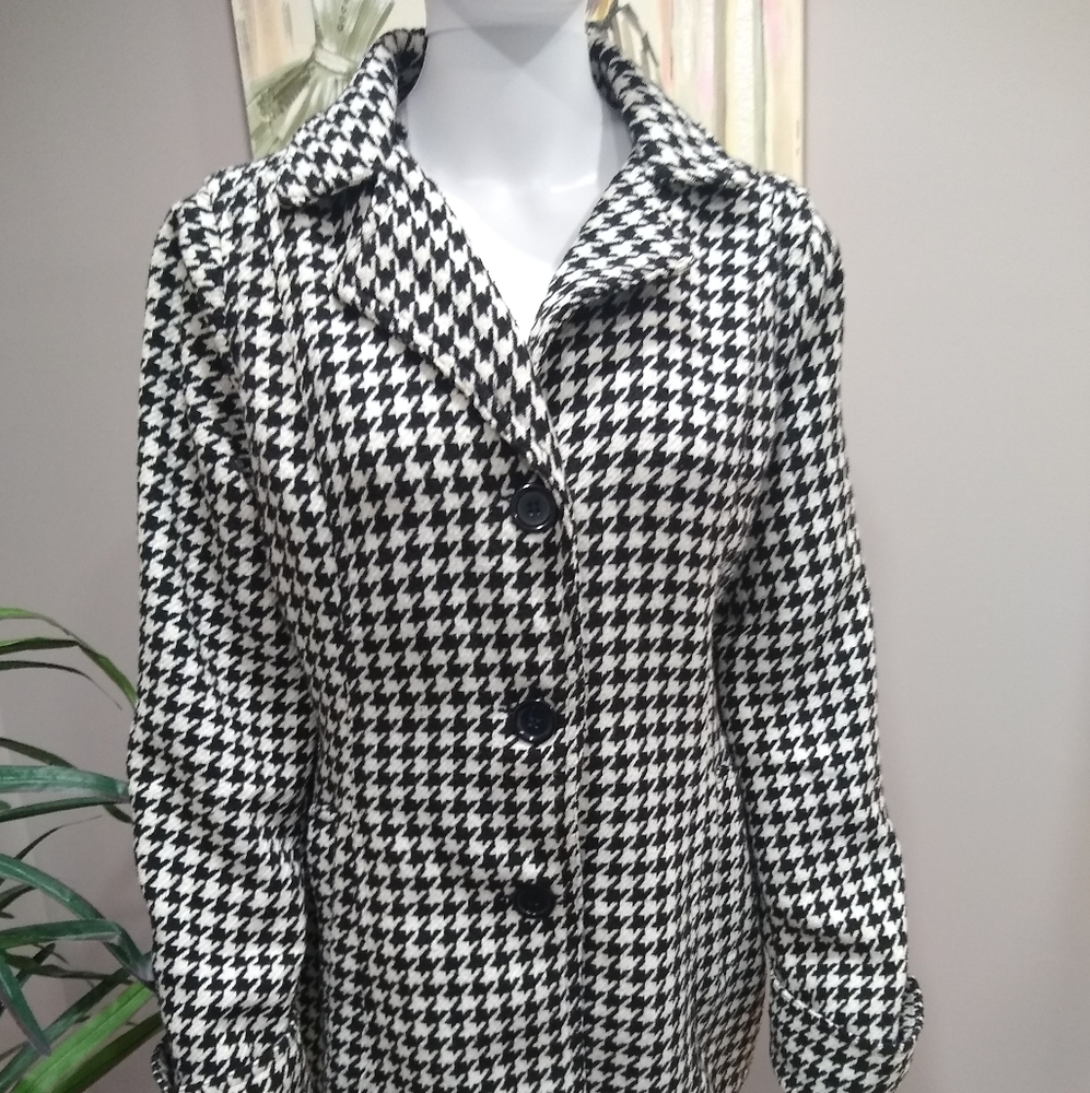 Cato Black & White Houndstooth Jacket